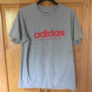 Adidas T-SHIRT